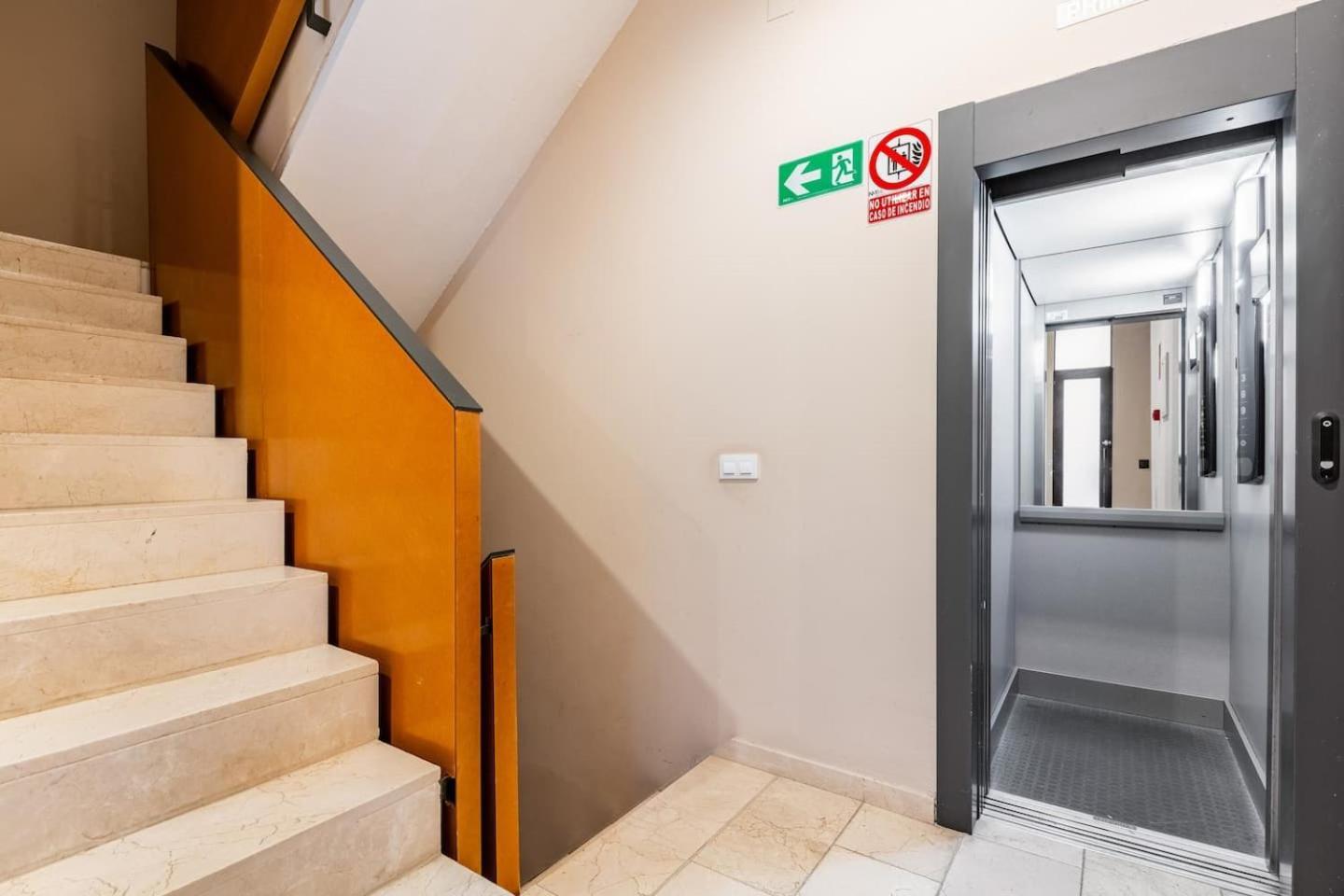 Komodo Sierpes: Bright & Classy Central Apartment Sevilha Exterior foto