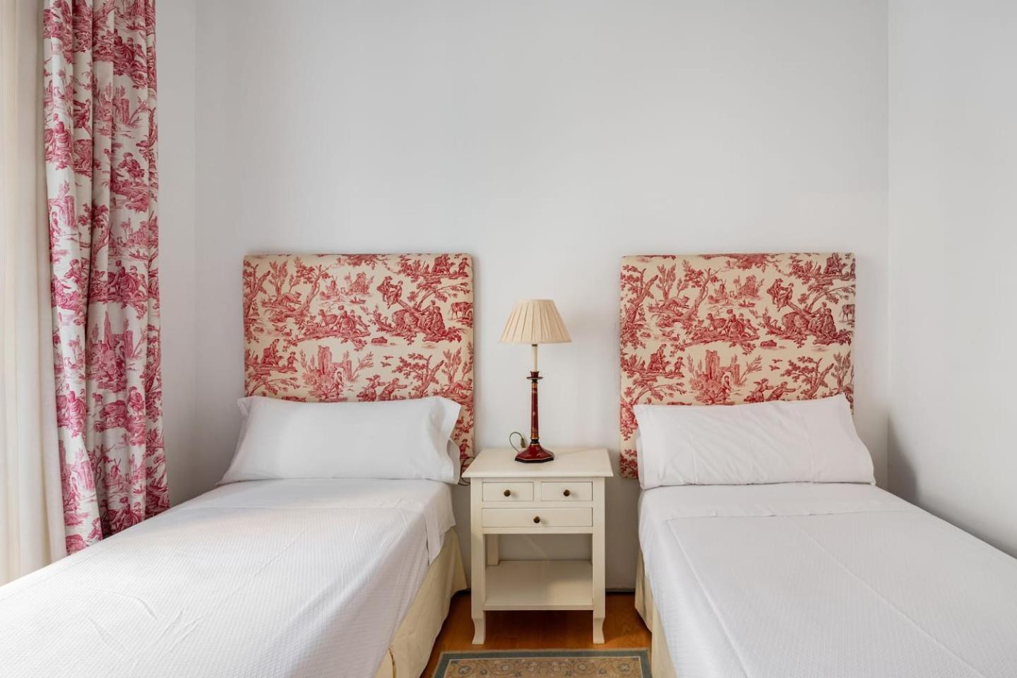 Komodo Sierpes: Bright & Classy Central Apartment Sevilha Exterior foto