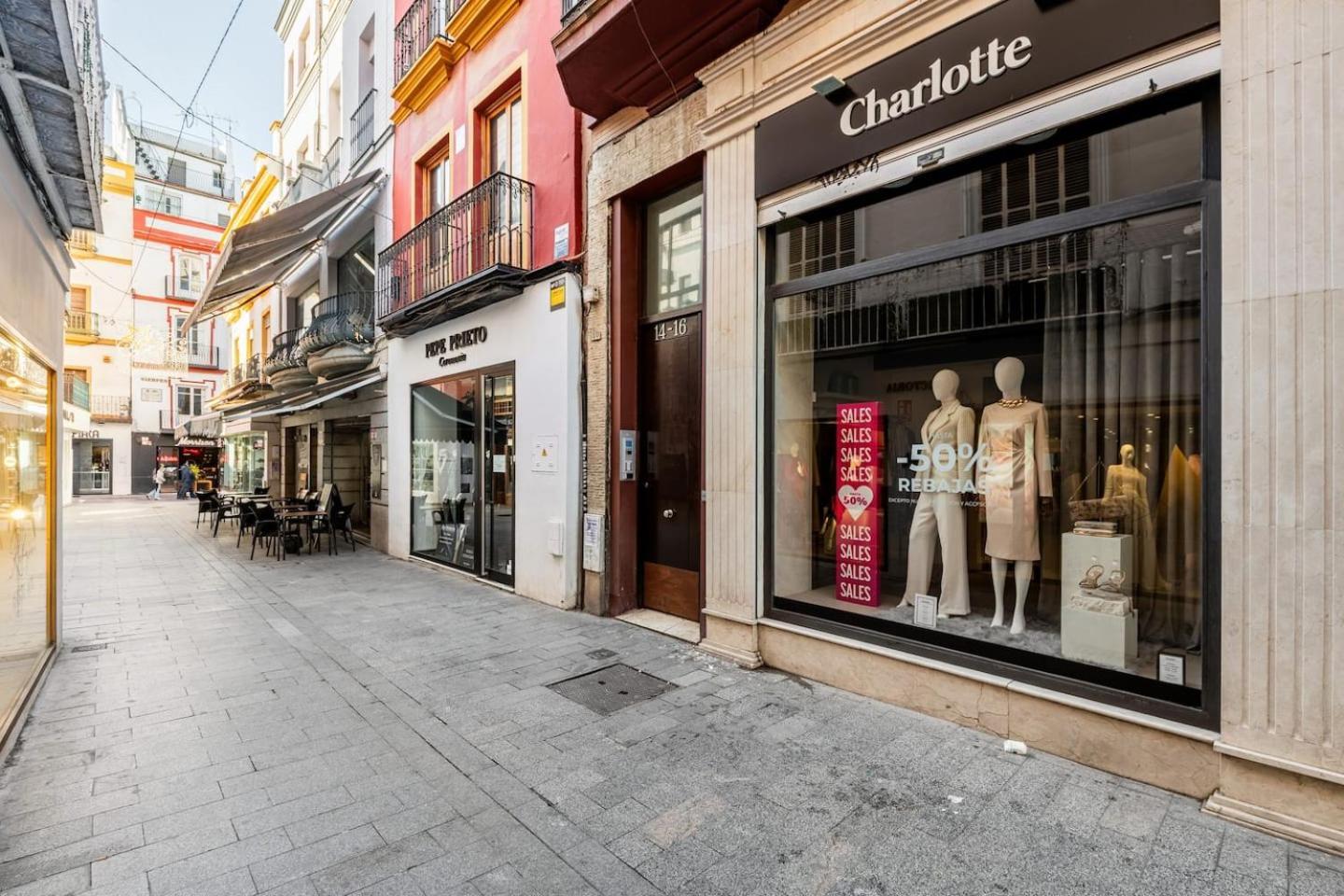 Komodo Sierpes: Bright & Classy Central Apartment Sevilha Exterior foto