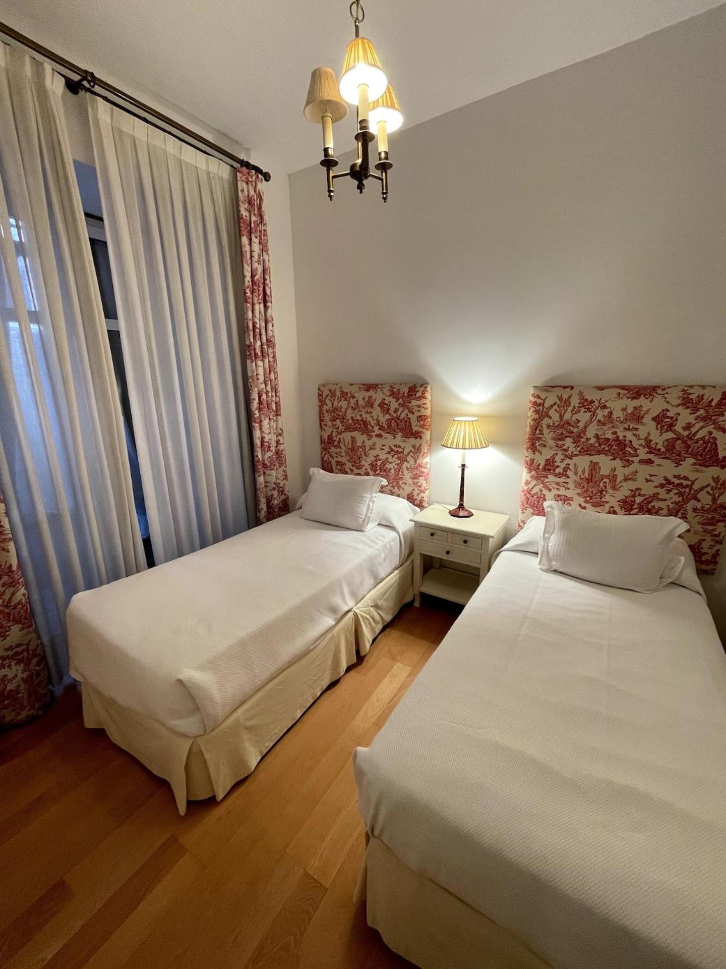 Komodo Sierpes: Bright & Classy Central Apartment Sevilha Exterior foto